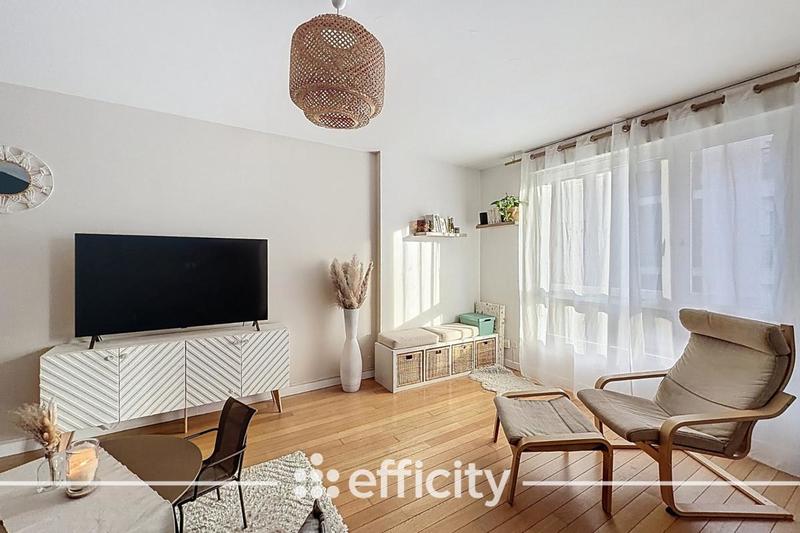 Appartement - 92 m² - 4 pièces