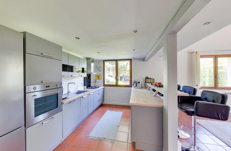 Maison - 161 m² - 6 pièces