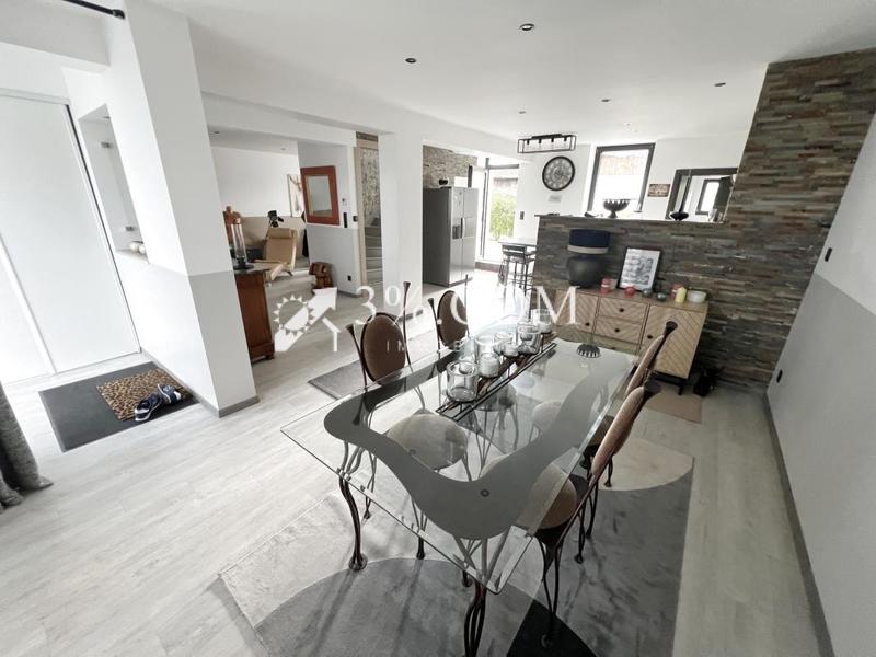 Maison de ville - 140 m² - 6 pièces