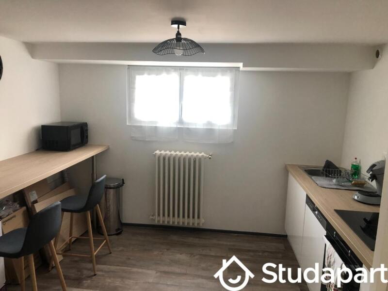 Chambre - 11 m² - 1 pièce