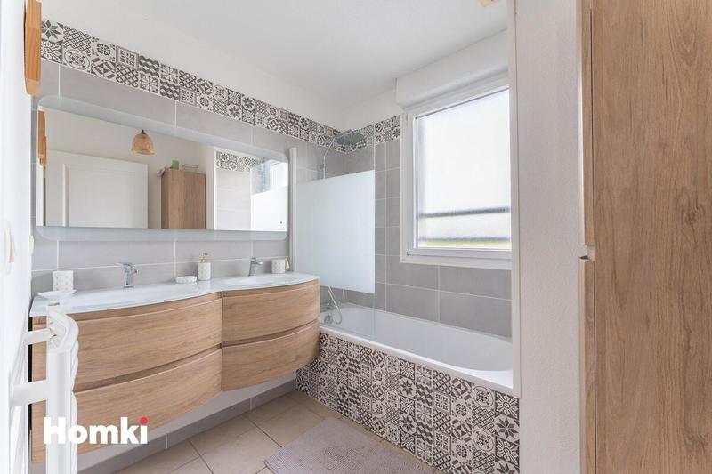 Maison - 82 m² - 4 pièces