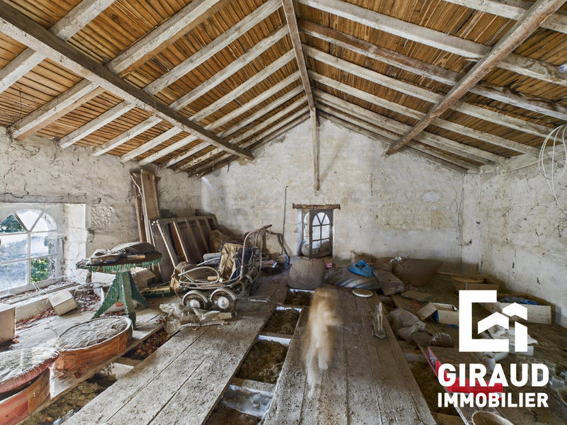 Maison ancienne - 195 m² - 1 pièce