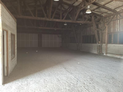 Local d'activités - 450 m² - 2 pièces