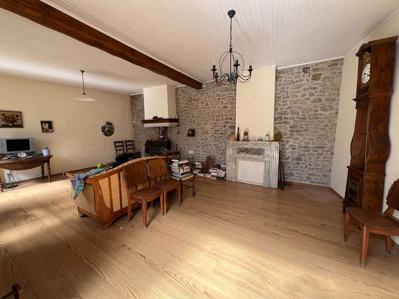 Maison - 120 m² - 5 pièces