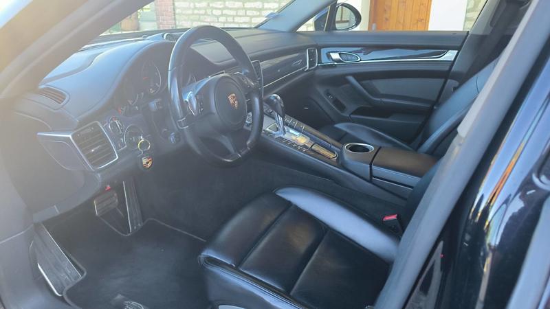 Porsche Panamera 3.0d V6 300 Tiptronic 8 . - Automatique Toit ouvrant