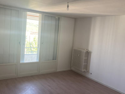 Appartement - 102 m² - 5 pièces