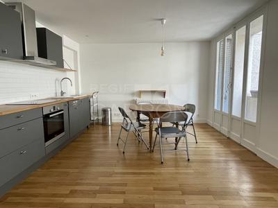 Appartement - 60 m² - 3 pièces
