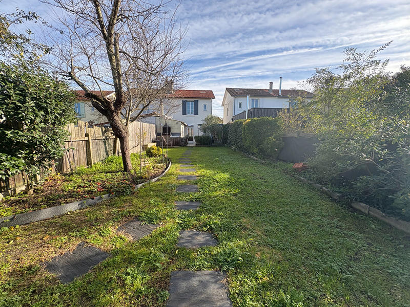 Maison - 92 m² - 4 pièces