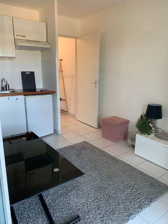 Appartement - 20 m² - 1 pièce