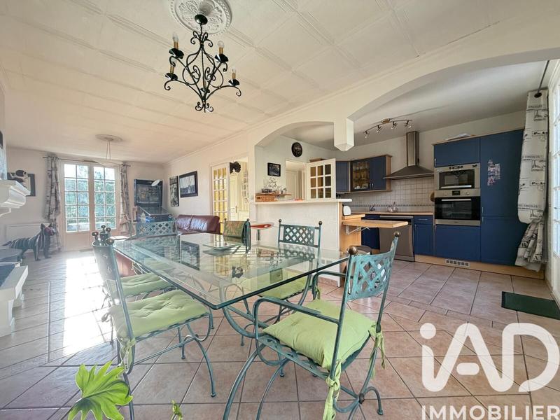 Maison - 110 m² - 6 pièces