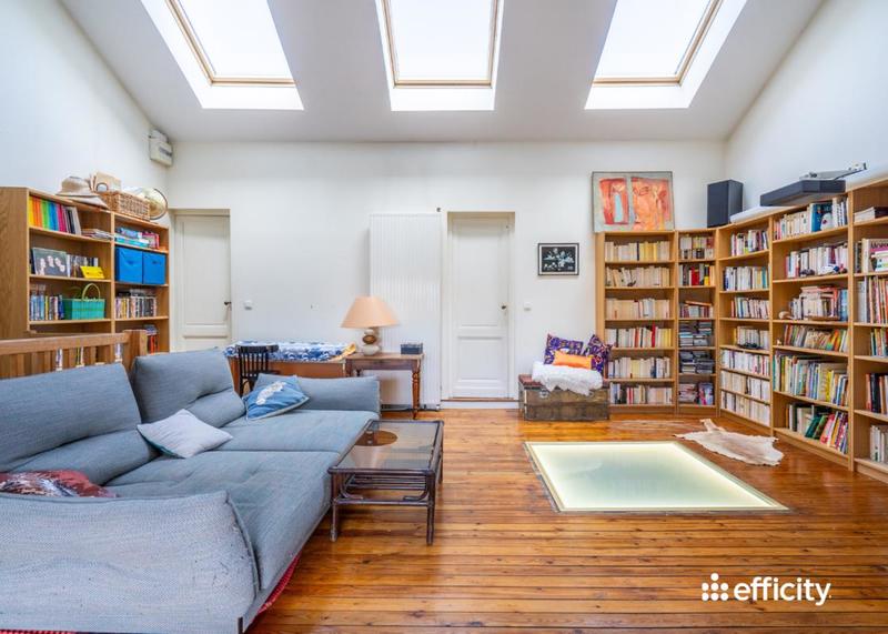 Maison bourgeoise - 250 m² - 8 pièces