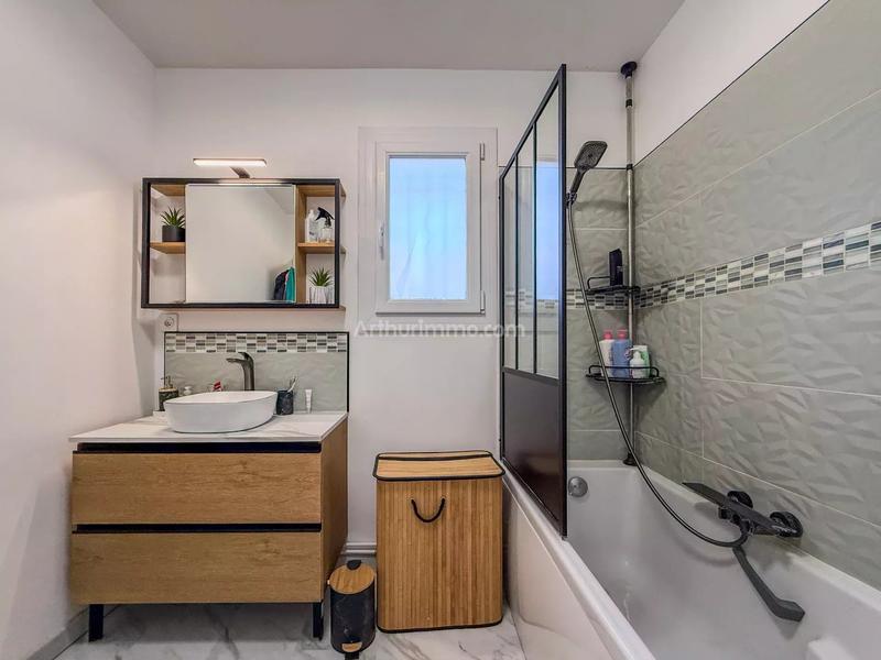 Maison - 108 m² - 4 pièces