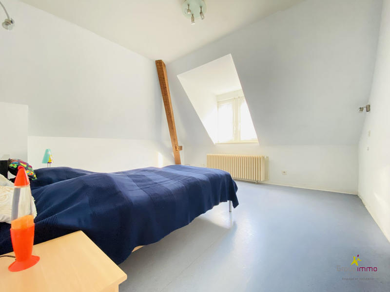 Maison - 195 m² - 8 pièces