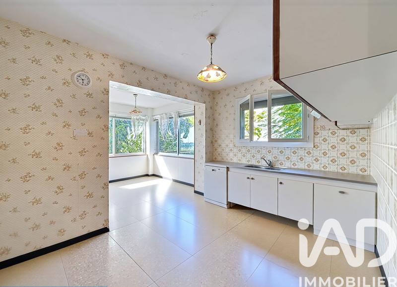 Maison - 98 m² - 5 pièces