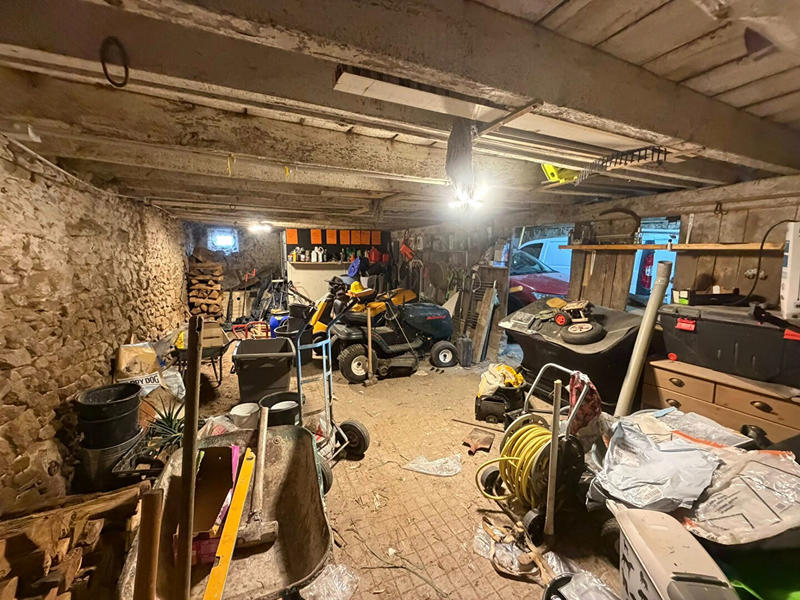 Maison - 101 m² - 7 pièces