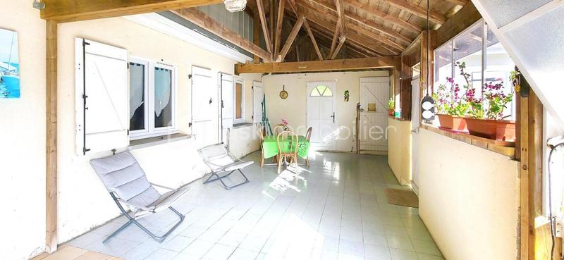 Maison - 200 m² - 4 pièces