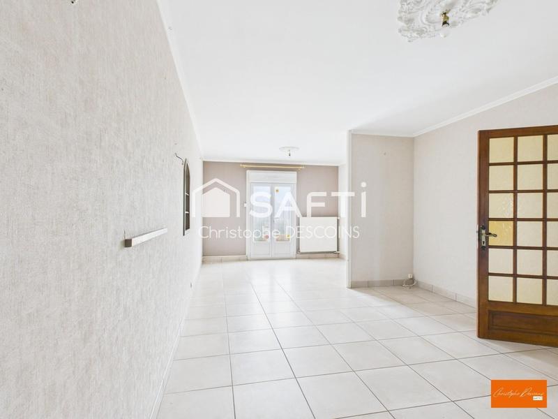 Maison - 91 m² - 5 pièces