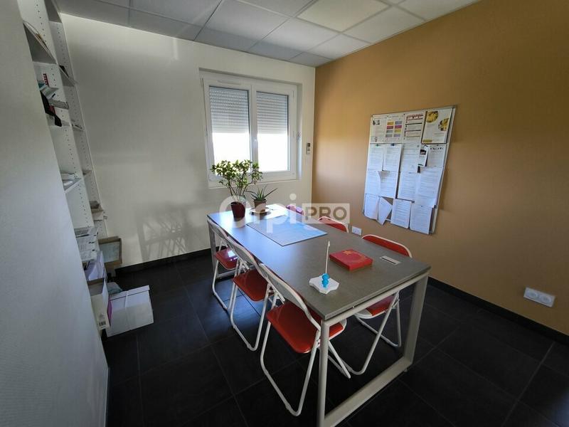 Bureau - 165 m²