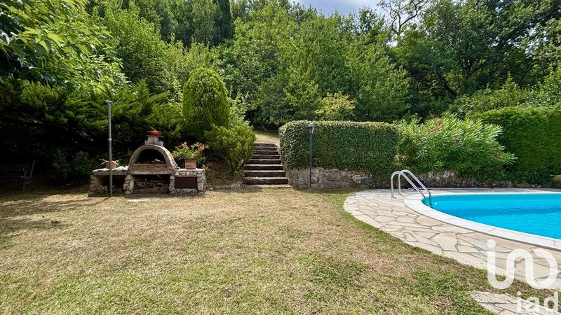 Maison - 159 m² - 6 pièces