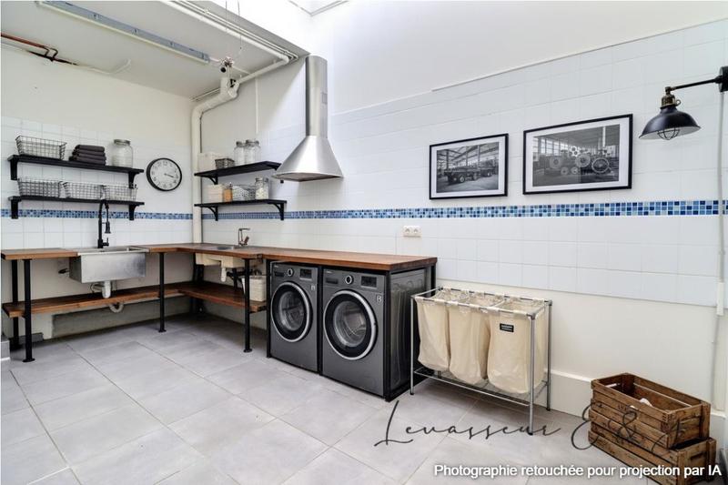 Maison - 161 m² - 7 pièces