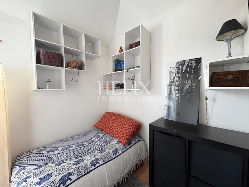 Appartement - 137 m² - 6 pièces