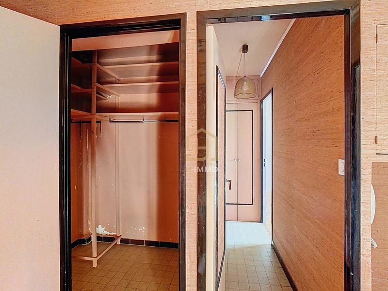 Appartement - 98 m² - 5 pièces