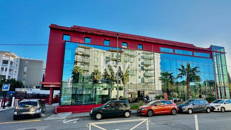 Immeuble de bureaux - 217 m²