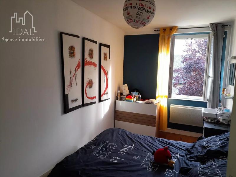 Maison - 223 m² - 10 pièces