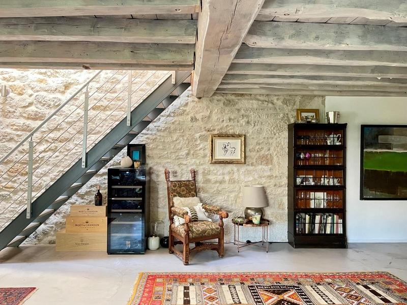 Maison - 187 m² - 4 pièces