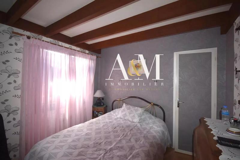 Maison - 100 m² - 6 pièces