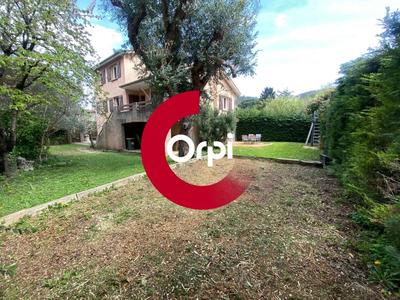 Maison de ville - 158 m² - 7 pièces