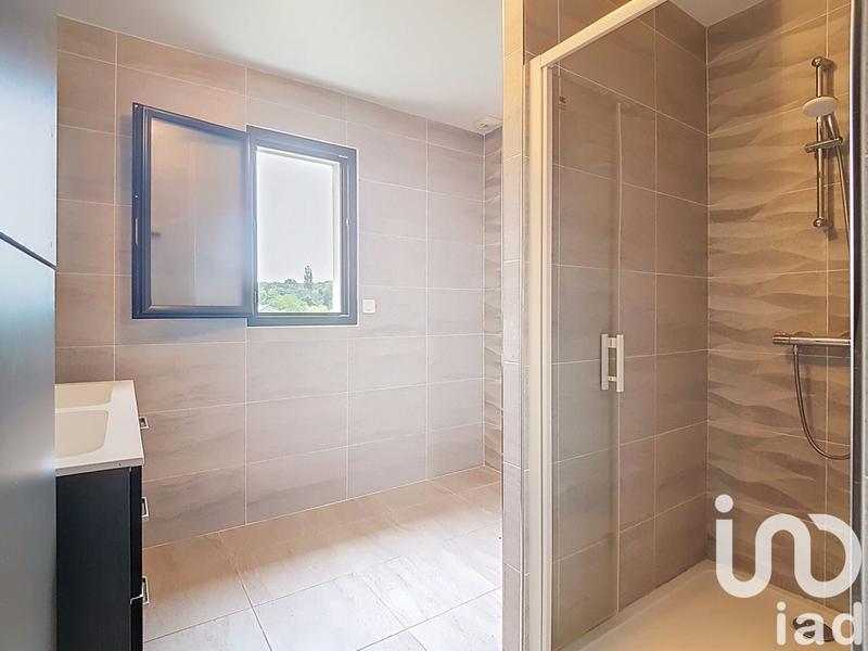 Maison - 182 m² - 8 pièces