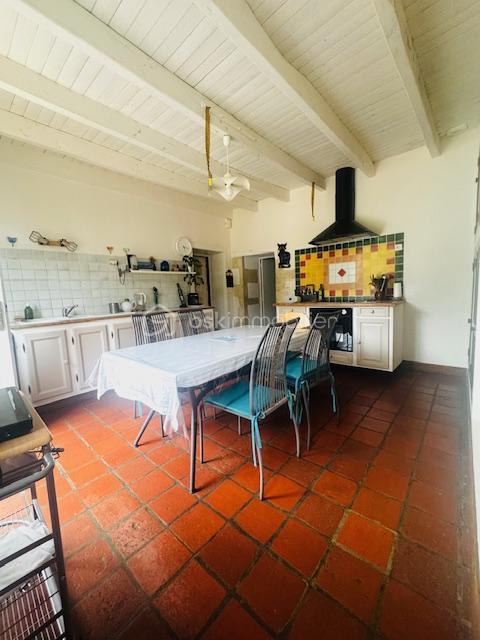 Corps de ferme - 297 m² - 9 pièces