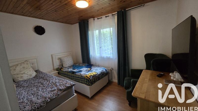 Maison - 167 m² - 7 pièces