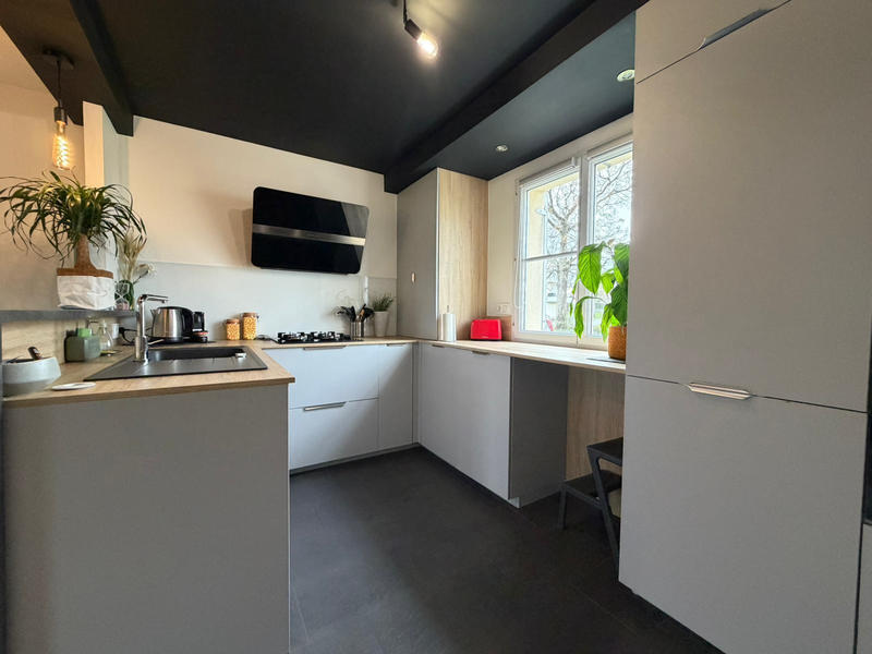 Maison - 94 m² - 5 pièces