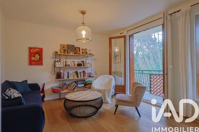 Appartement - 79 m² - 3 pièces