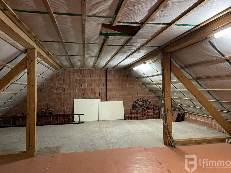 Immeuble - 261 m² - 9 pièces