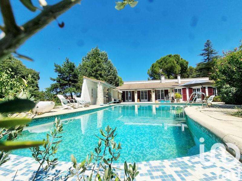 Maison - 176 m² - 10 pièces