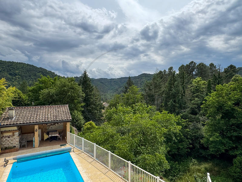 Maison - 125 m² - 6 pièces