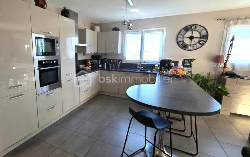 Maison - 119 m² - 5 pièces