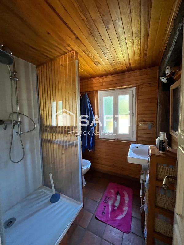 Maison - 223 m² - 8 pièces