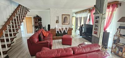 Maison - 140 m² - 8 pièces