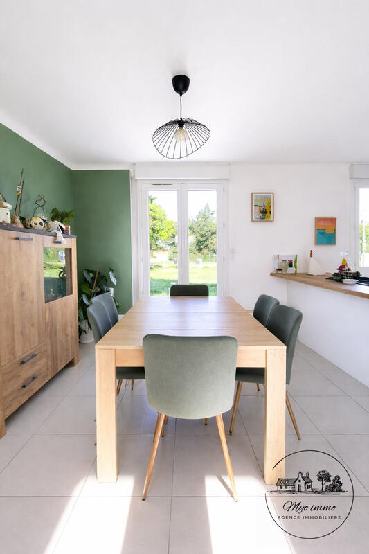 Maison - 94 m² - 4 pièces