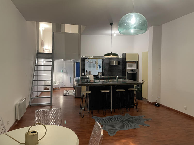 Appartement - 150 m² - 4 pièces