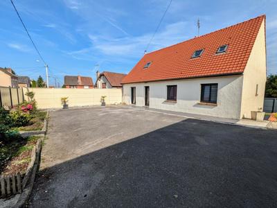 Maison - 140 m² - 6 pièces