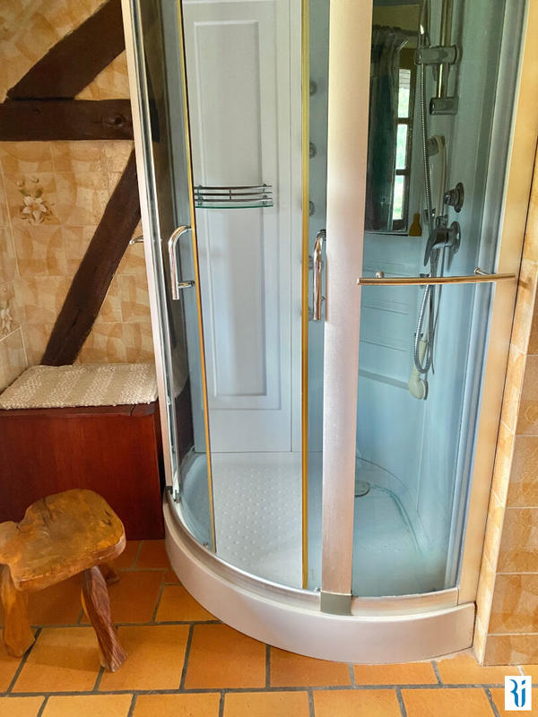 Maison - 166 m² - 7 pièces