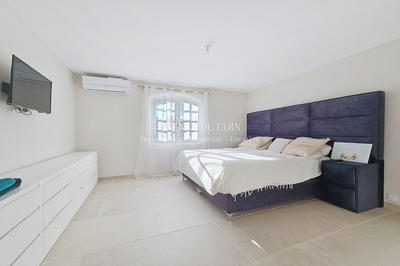 Maison - 143 m² - 5 pièces