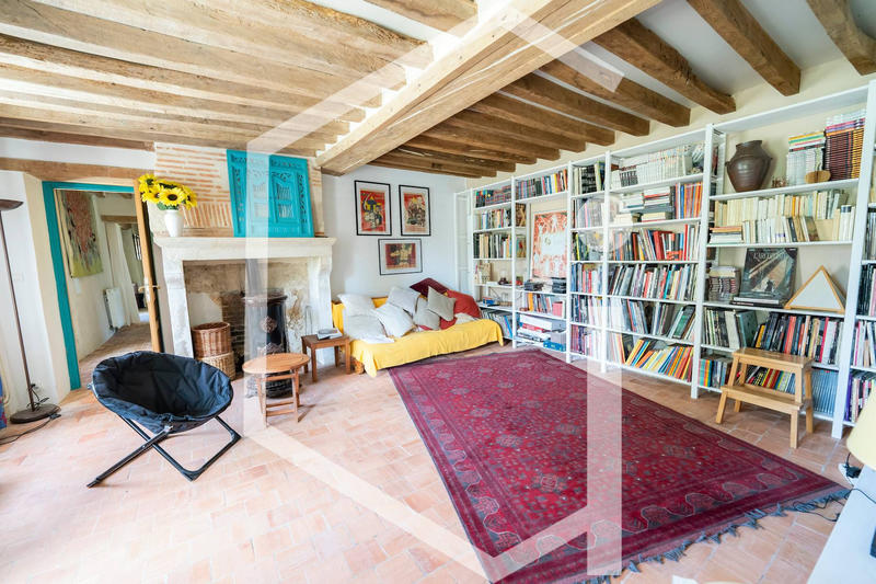Propriété - 458 m² - 13 pièces