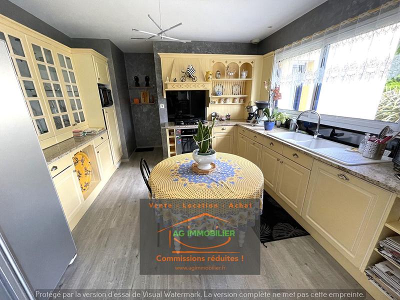 Maison - 171 m² - 7 pièces