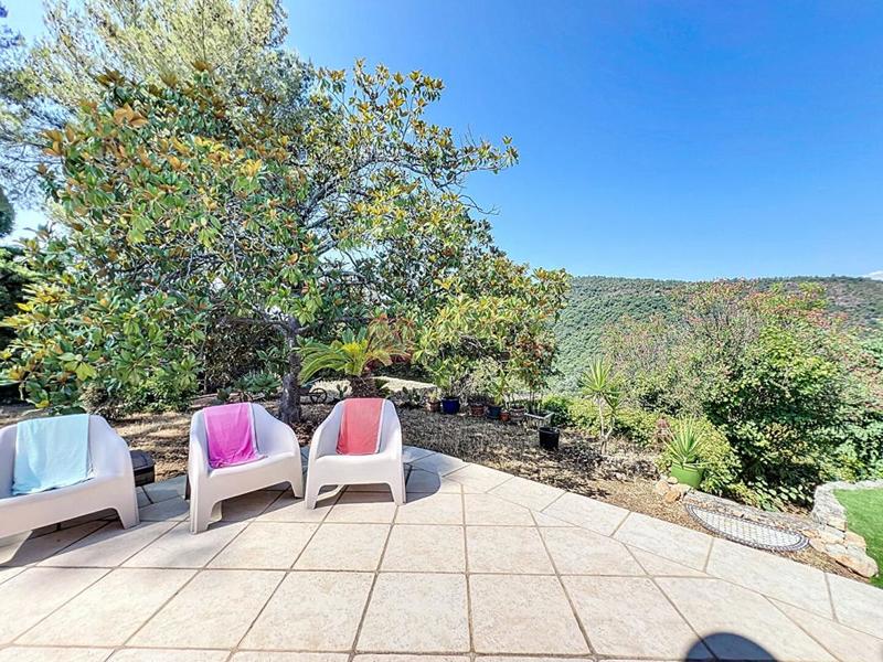 Villa - 184 m² - 5 pièces